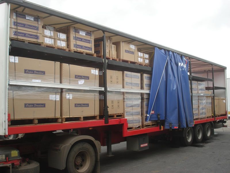 Correia - Pe�as e Implementos Rodovi�rios -